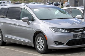 chrysler pacifica car and driver