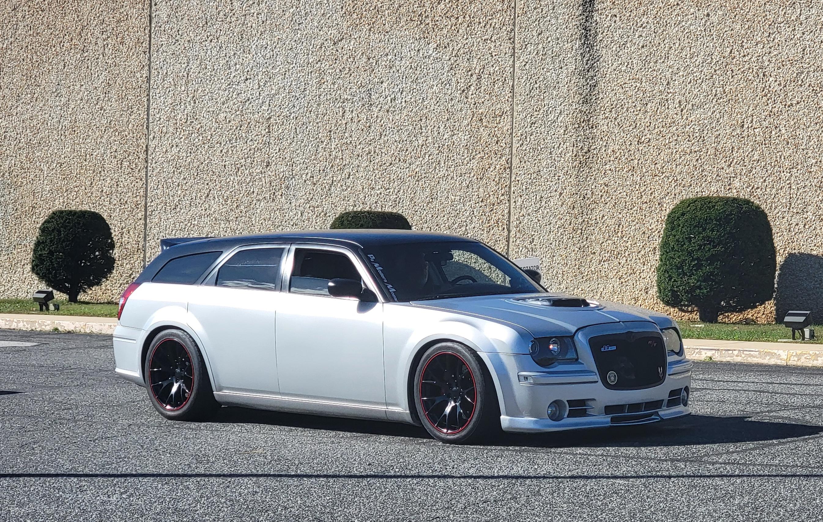 Choosing Quality Aftermarket Parts for Your Chrysler 300